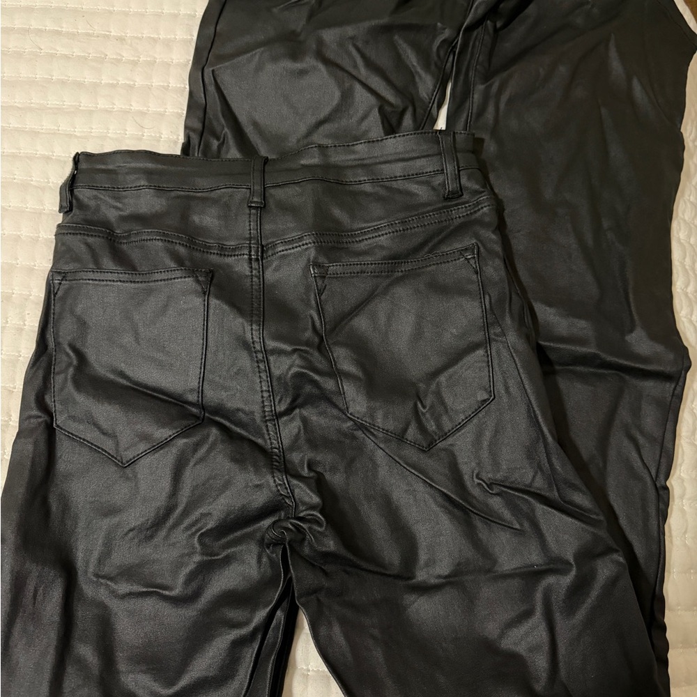 Edikted Black Flare & Wide Leg Jeans - Picture 2 of 3